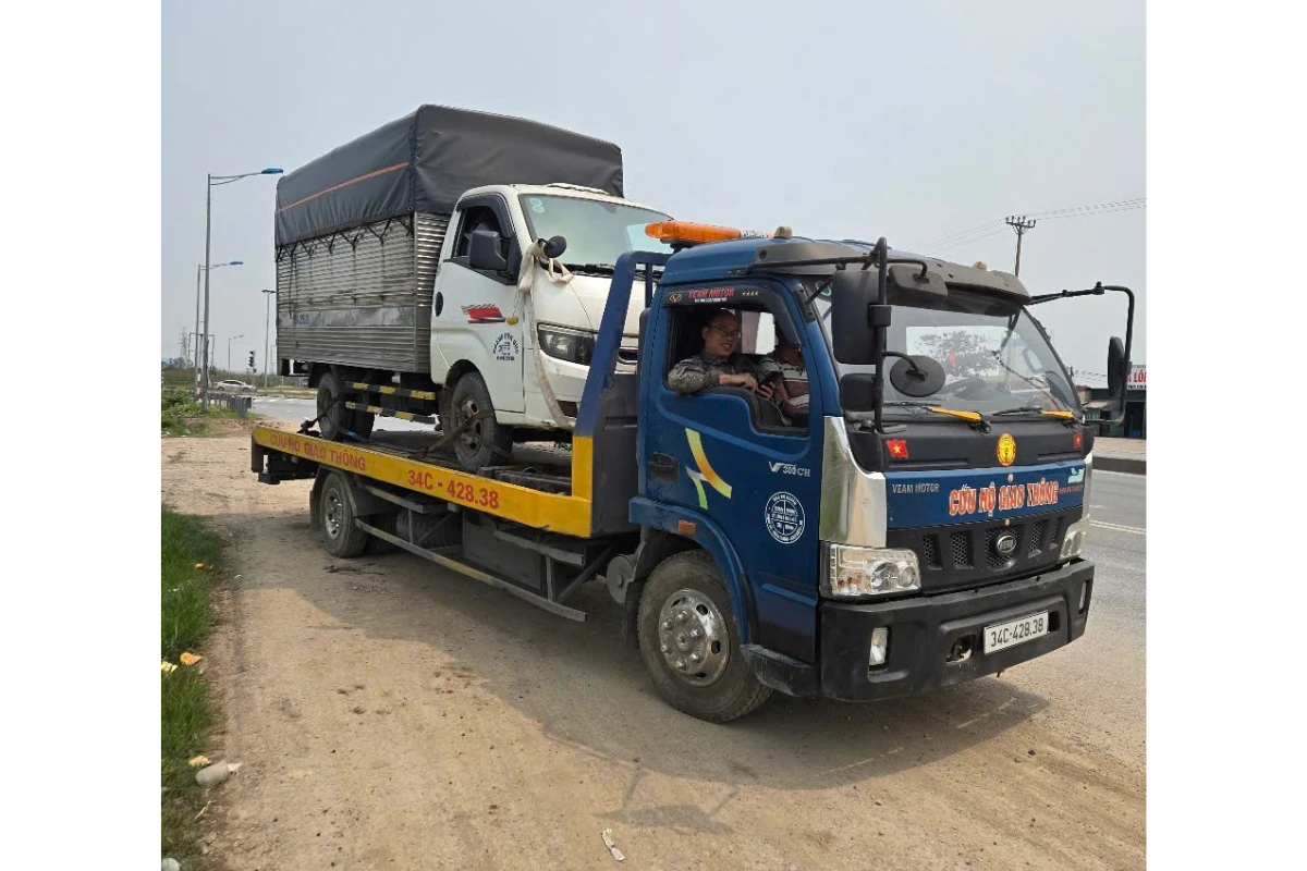 Dịch vụ cứu hộ chở xe ô tô chuyên nghiệp tại Hải Phòng và trên tuyến cao tốc Hải Phòng - Hà Nội của Cứu Hộ Trọng Hiền.